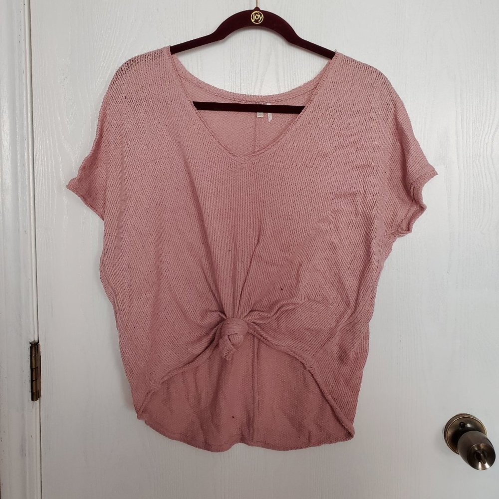 Short Sleeve Knotted Shirt